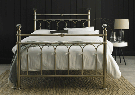 Small Double Bedsteads